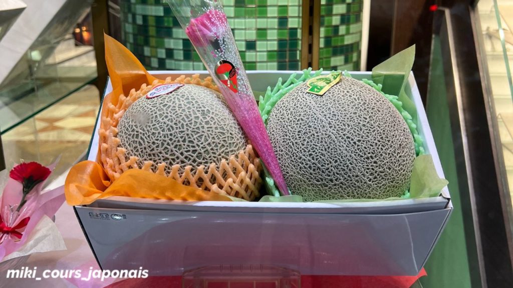 paniers avec des fruits